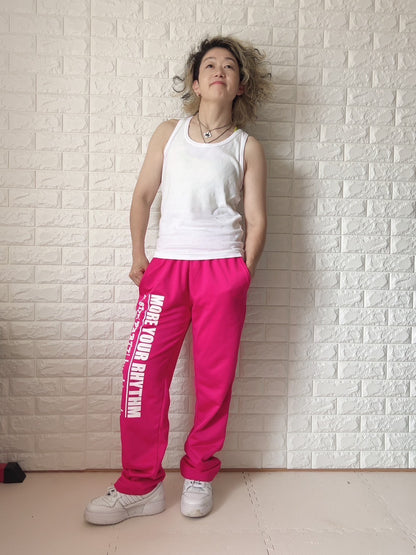 ストレートパンツ サイドロゴ入り（ピンク）