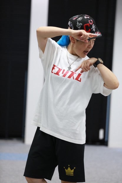 モユリズムTシャツ（バニラホワイト）