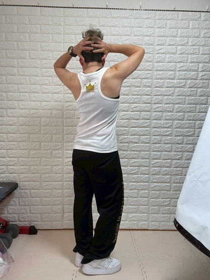 ストレートパンツ　サイドロゴ入り（ゴールド）